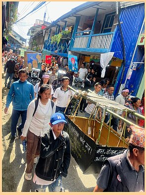 Funeral procession of the cable car.