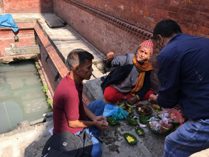 People performing ‘shraddha’ at Maru Hiti space.